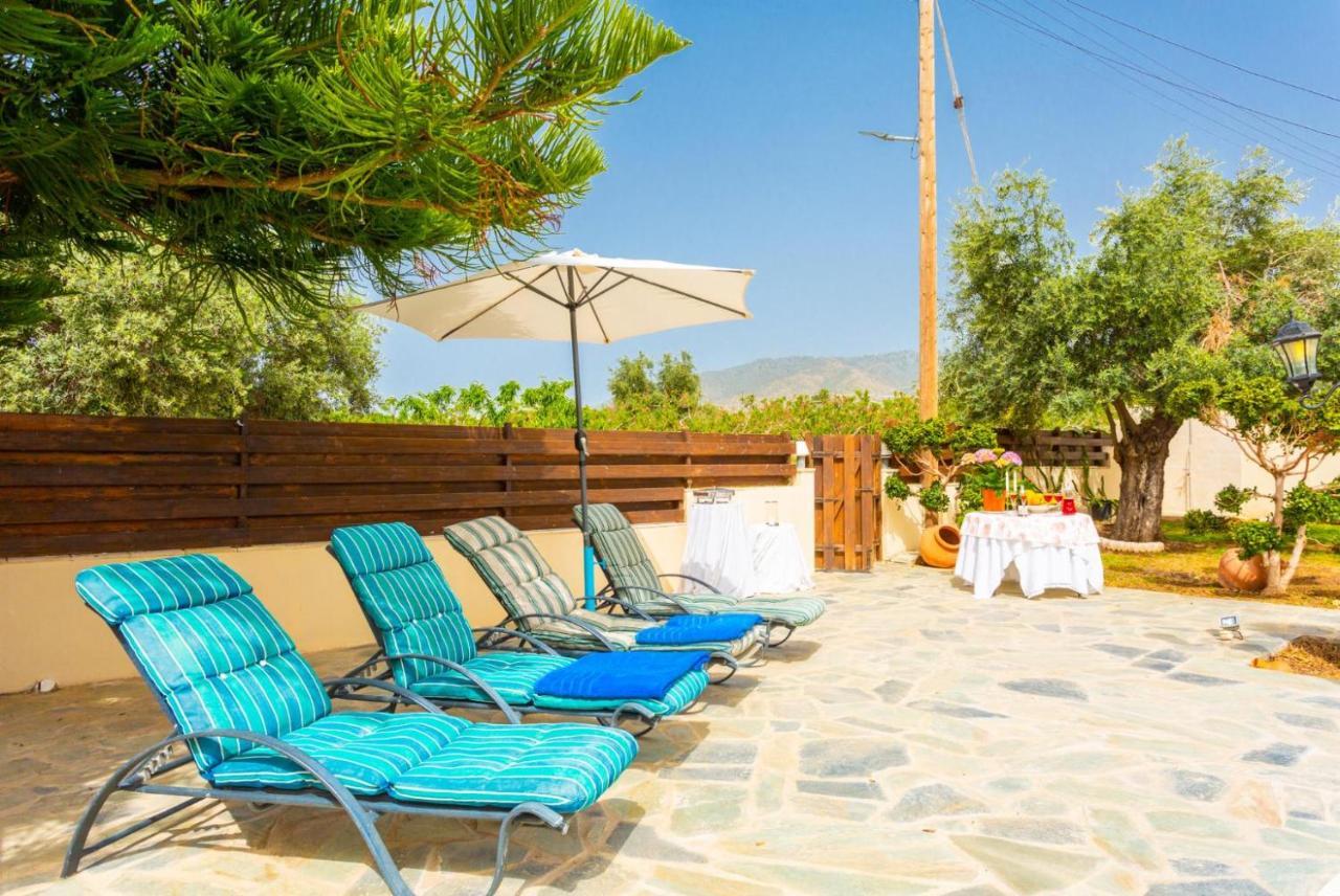 Villa Constantinos Kato Yialia Exterior photo