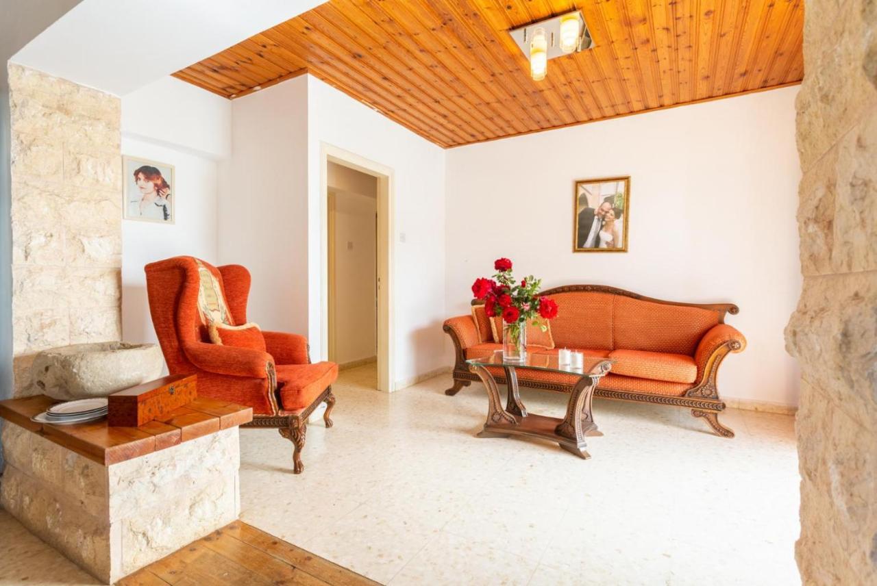 Villa Constantinos Kato Yialia Exterior photo